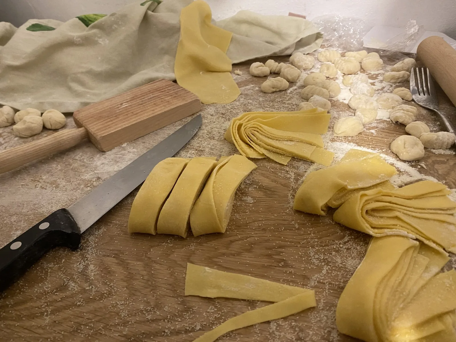 Fresh pasta workshop ingredients and preparation